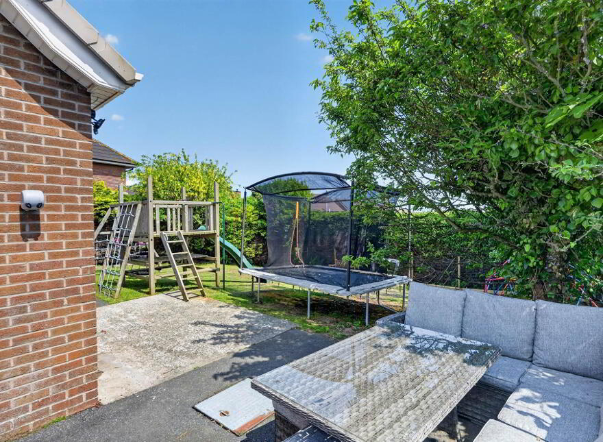 1 Robinson Road, Bangor, BT19 6NJ