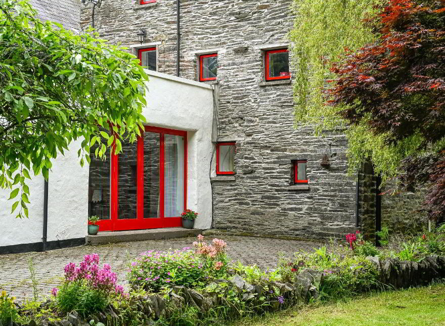 The Mill, Ballinluig West, Ballyfeard, P17KR40
