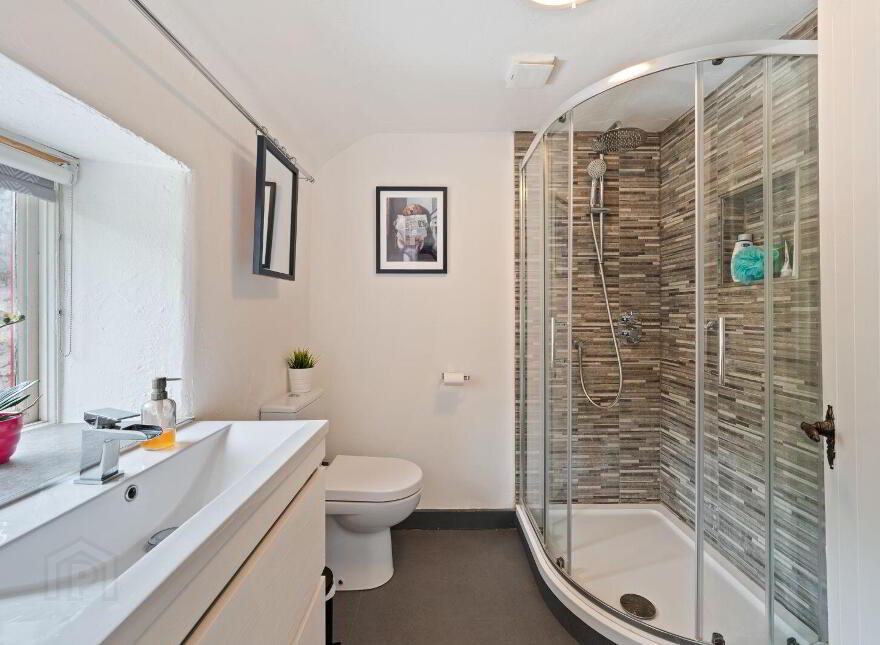 The Mill, Ballinluig West, Ballyfeard, P17KR40