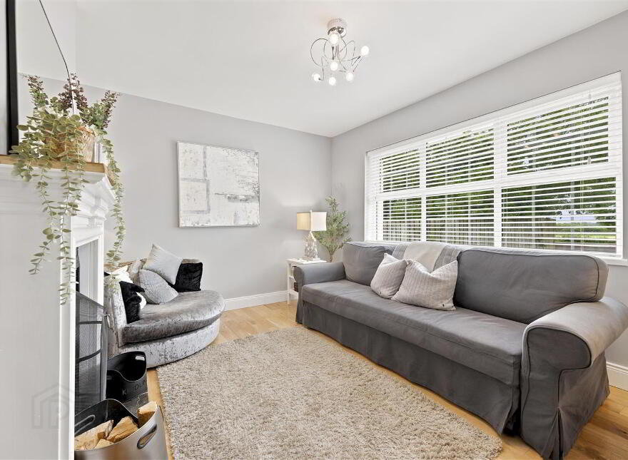 38 Tully Road, Nutts Corner, BT29 4SW