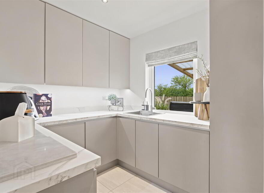 38 Tully Road, Nutts Corner, BT29 4SW