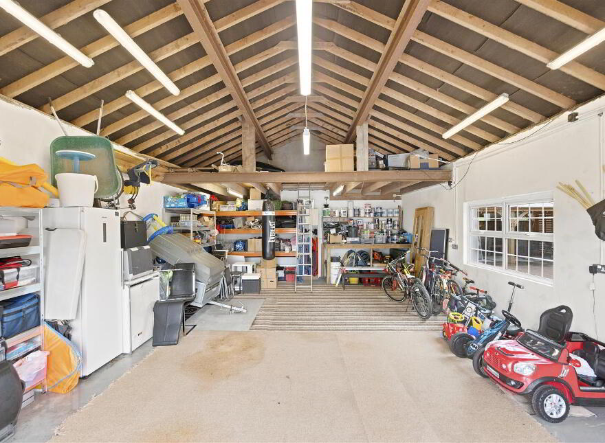 38 Tully Road, Nutts Corner, BT29 4SW
