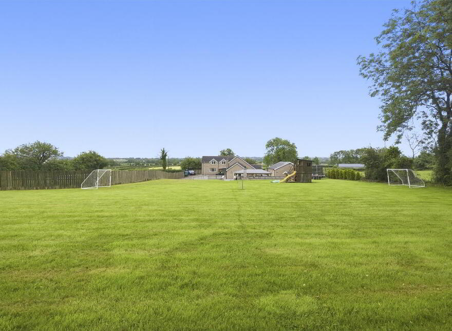 38 Tully Road, Nutts Corner, BT29 4SW