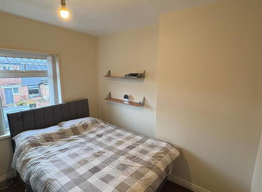 47 Sandbrook Park, Belfast, BT4 1NL
