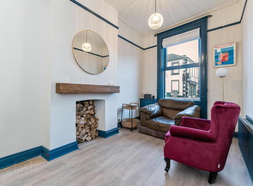 37 High Street, Donaghadee, BT21 0AQ
