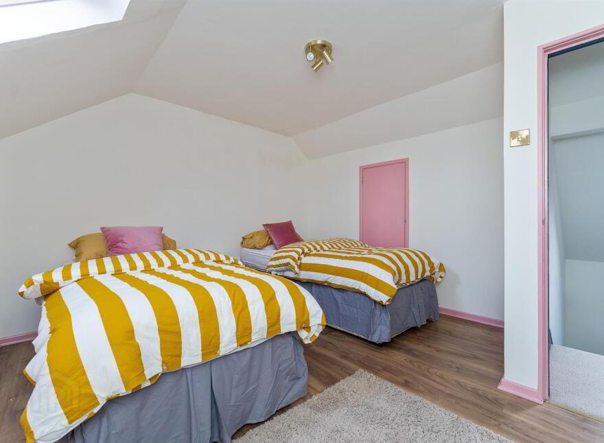 37 High Street, Donaghadee, BT21 0AQ