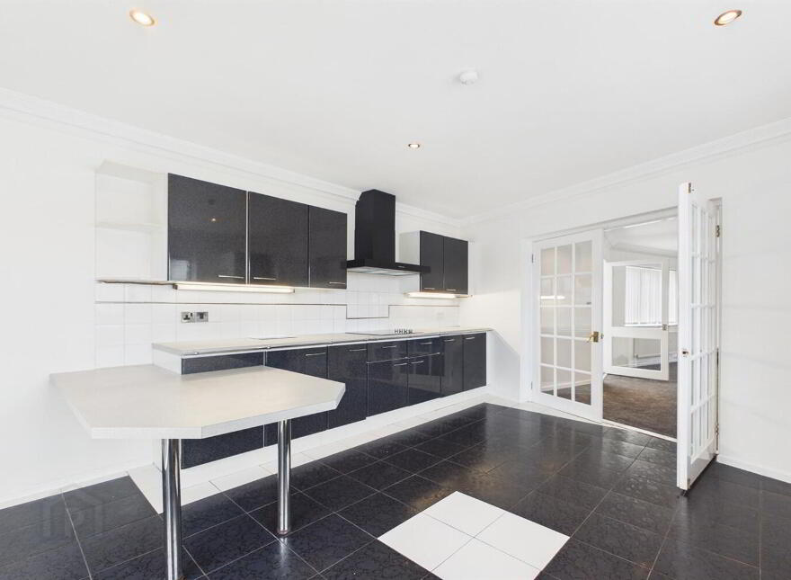 225A Beersbridge Road, Belfast, BT5 4RS