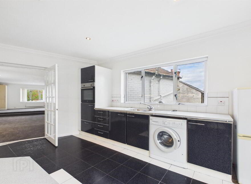 225A Beersbridge Road, Belfast, BT5 4RS