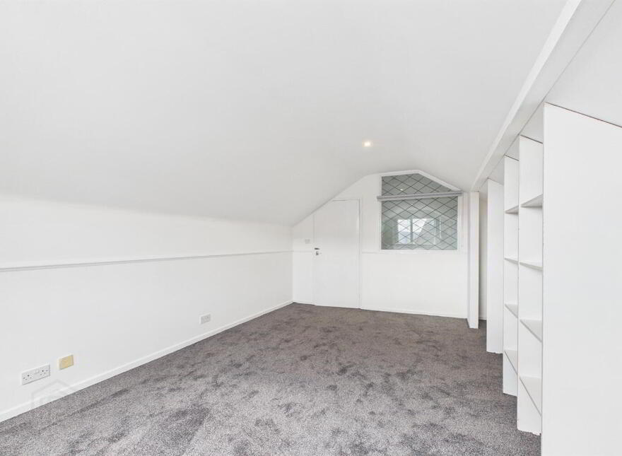 225A Beersbridge Road, Belfast, BT5 4RS
