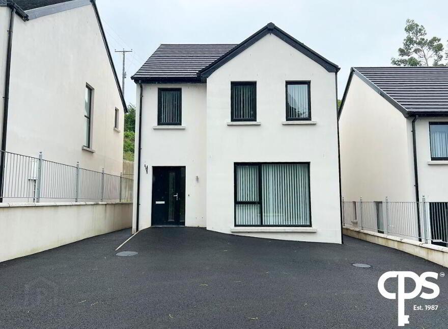 12b Church Brae, Derry, BT47 2LS
