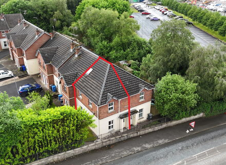 13 Lisnagort Court, Omagh, BT79 7FF