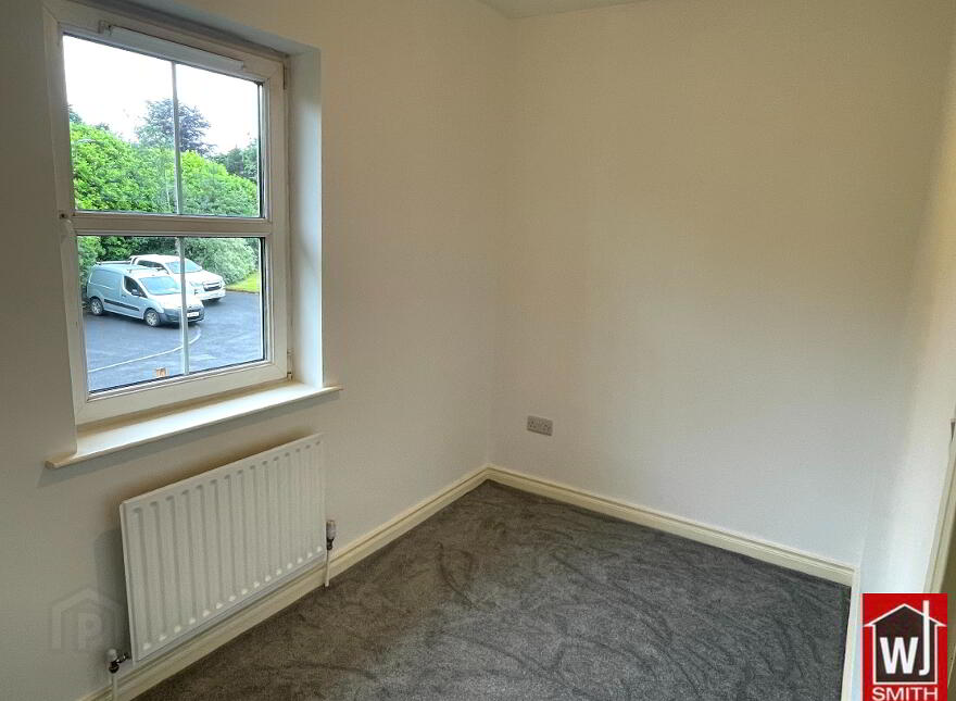 13 Lisnagort Court, Omagh, BT79 7FF