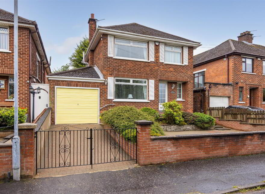 24 Roddens Park, Belfast, BT5 7JG