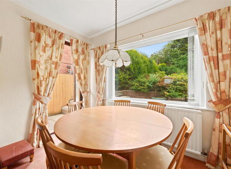24 Roddens Park, Belfast, BT5 7JG