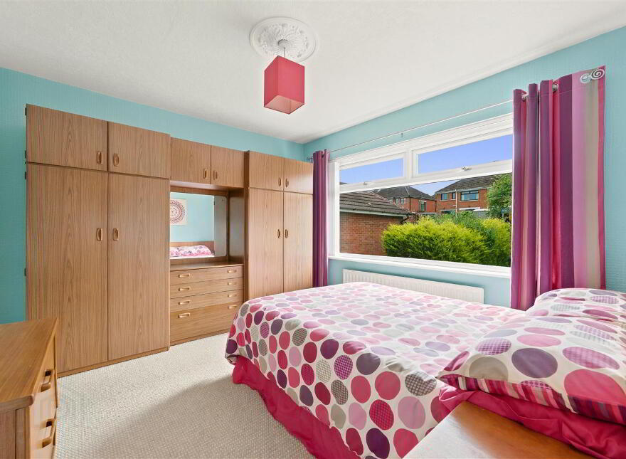24 Roddens Park, Belfast, BT5 7JG