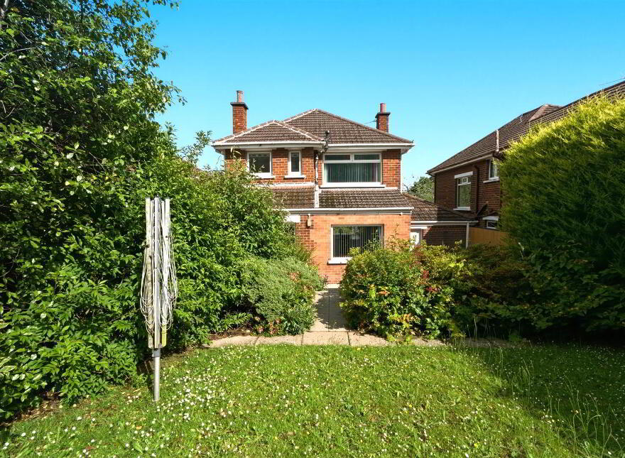 24 Roddens Park, Belfast, BT5 7JG