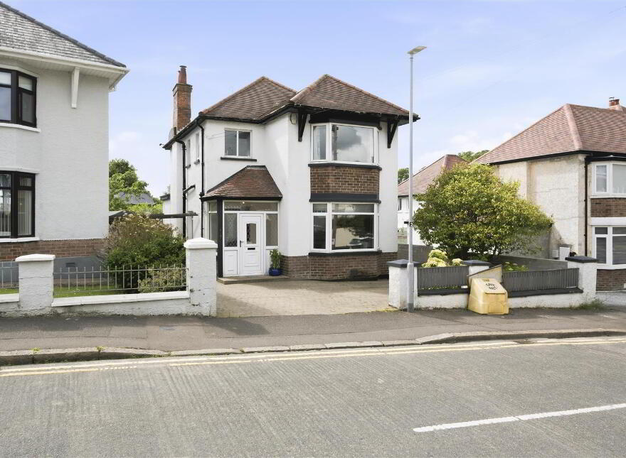 3 Thornhill Park, Belfast, BT5 7AR