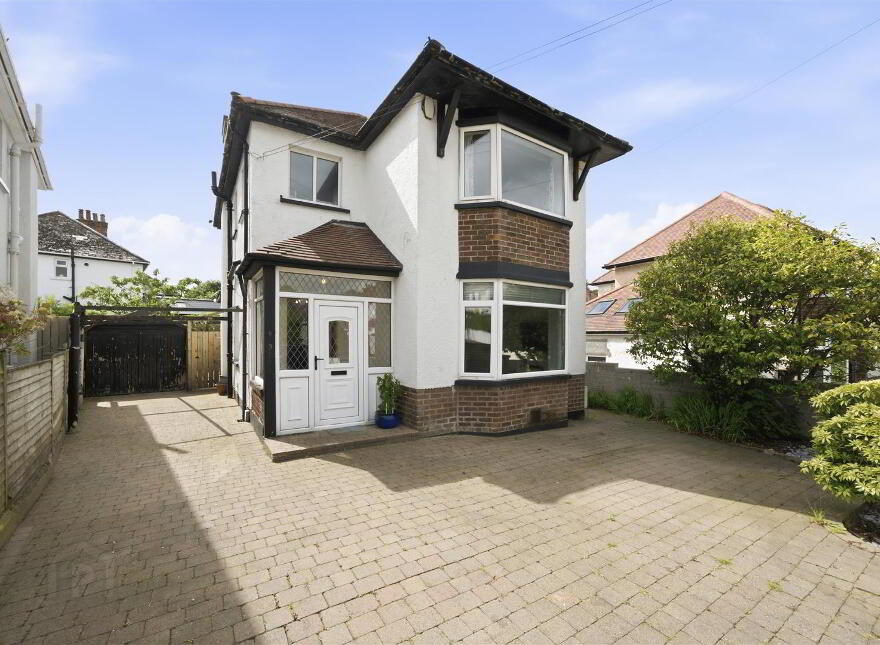 3 Thornhill Park, Belfast, BT5 7AR