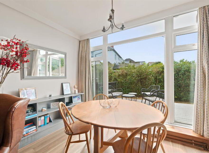 3 Thornhill Park, Belfast, BT5 7AR