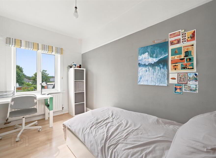 3 Thornhill Park, Belfast, BT5 7AR