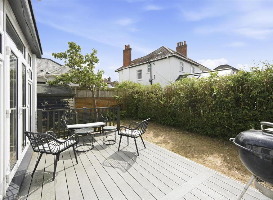 3 Thornhill Park, Belfast, BT5 7AR