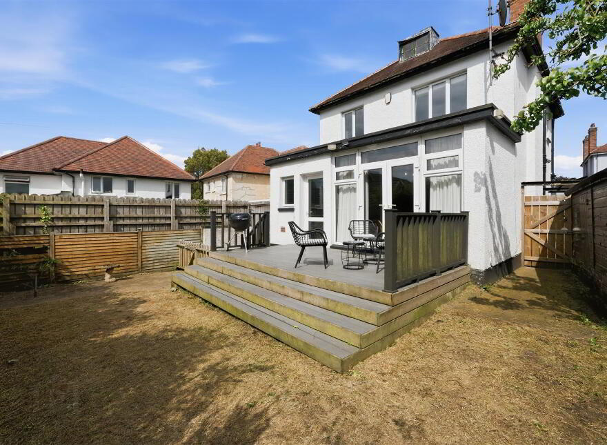 3 Thornhill Park, Belfast, BT5 7AR