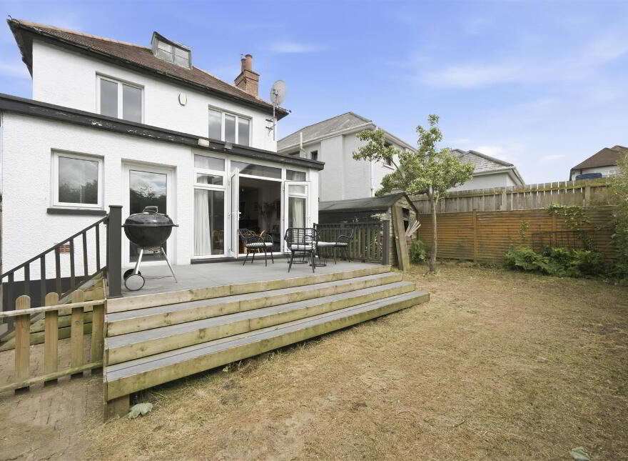 3 Thornhill Park, Belfast, BT5 7AR
