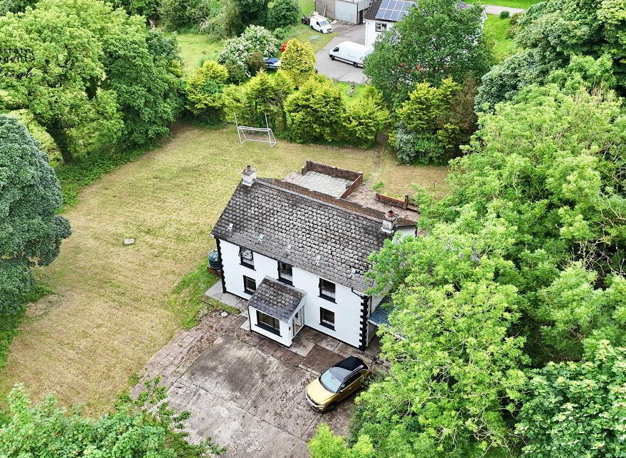 4 Upper Killea Road, Derry, BT48 9XS