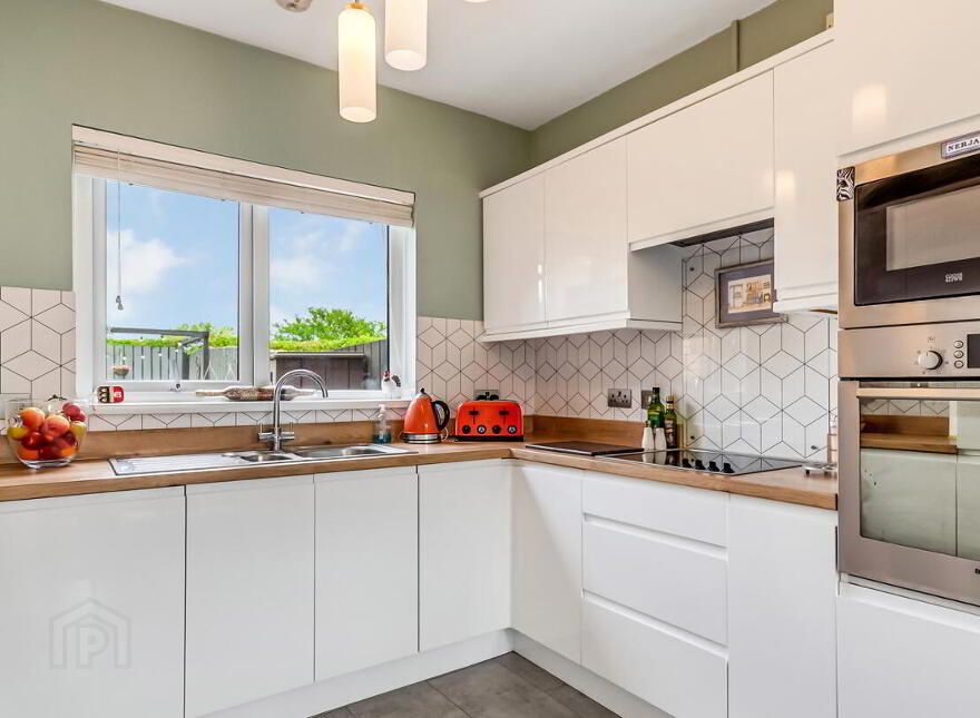 4 Rossenara Court, Comber, Newtownards, BT23 5GX