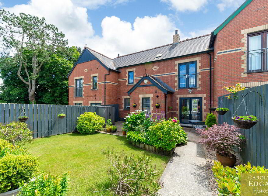 4 Rossenara Court, Comber, Newtownards, BT23 5GX