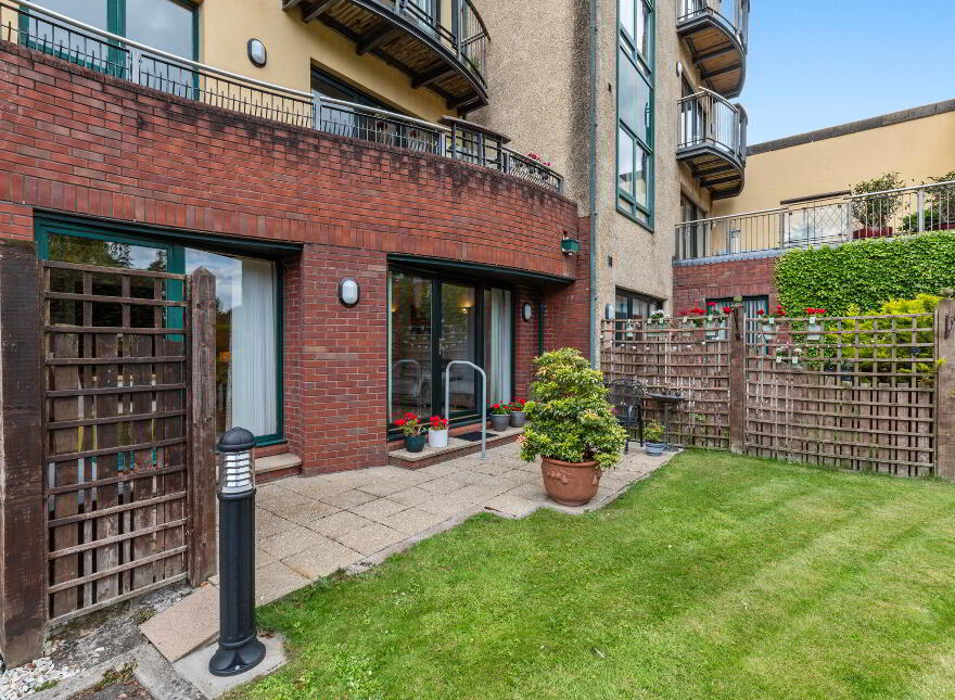 3 Castle Lodge, Bangor, BT20 4LX