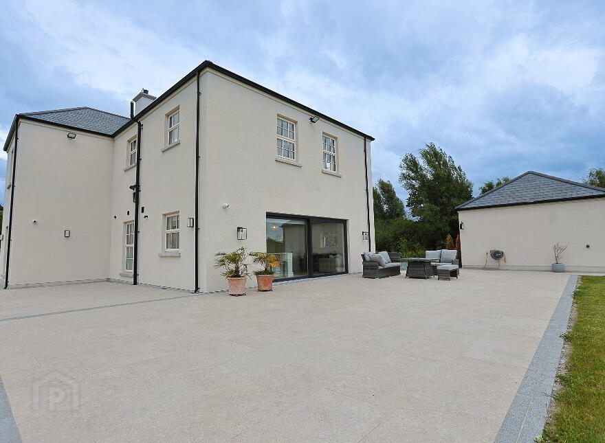 82 Blackisland Road, Portadown, Craigavon, BT62 1NH