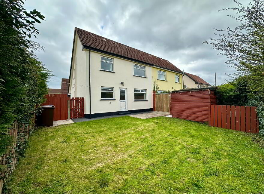 83 Larchmont, Armagh Road, Newry, BT35 6TX