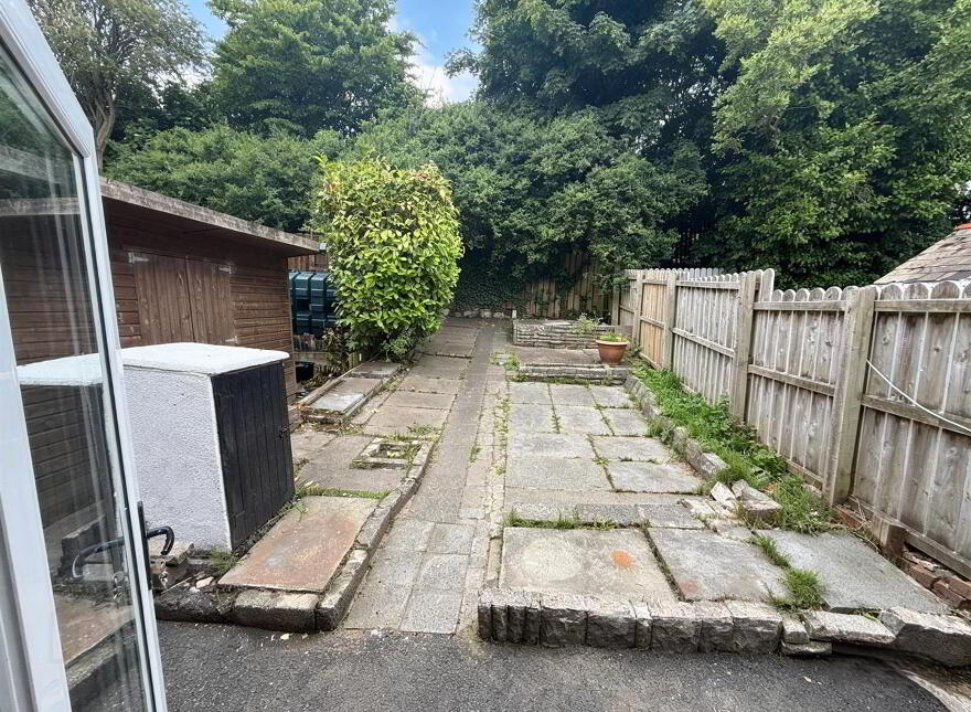 80 Carrs Glen Park, Belfast, BT14 8HF