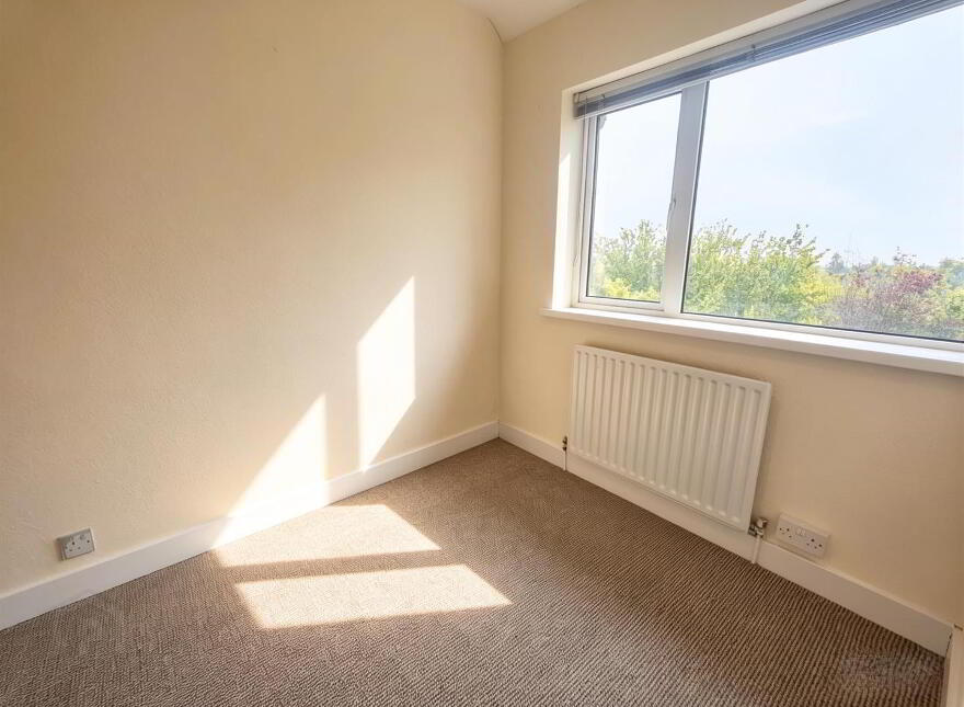 63 Joanmount Gardens, Belfast, BT14 6NY