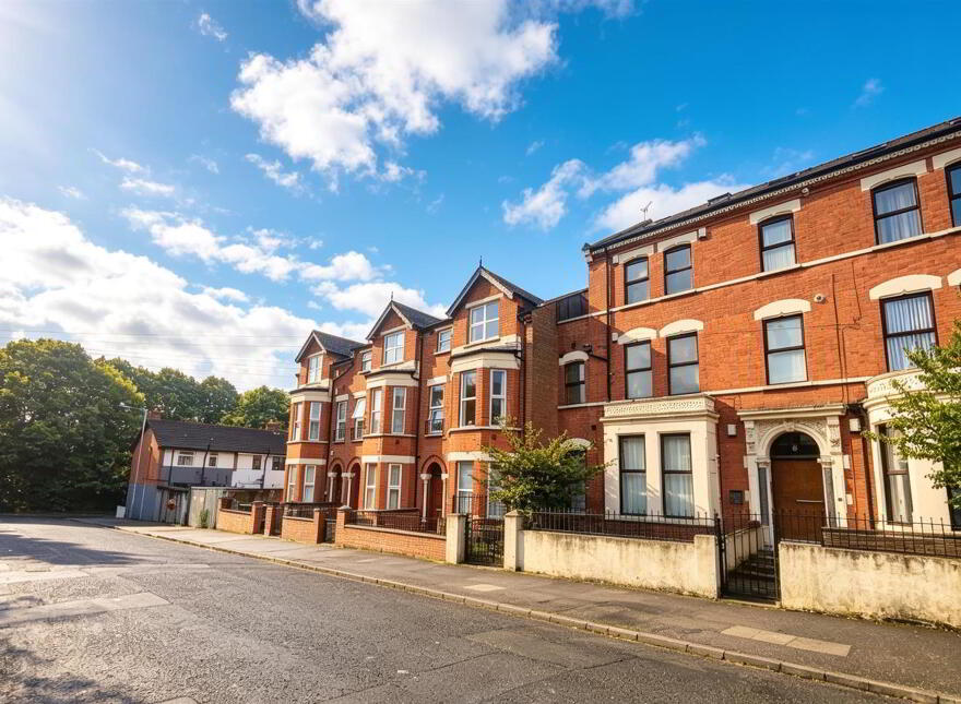 Flat 5, 8 Cliftonville Avenue, Belfast, BT14 6BX
