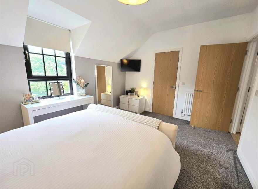 42 Sir Richard Wallace Walk, Lisburn, BT28 3RW