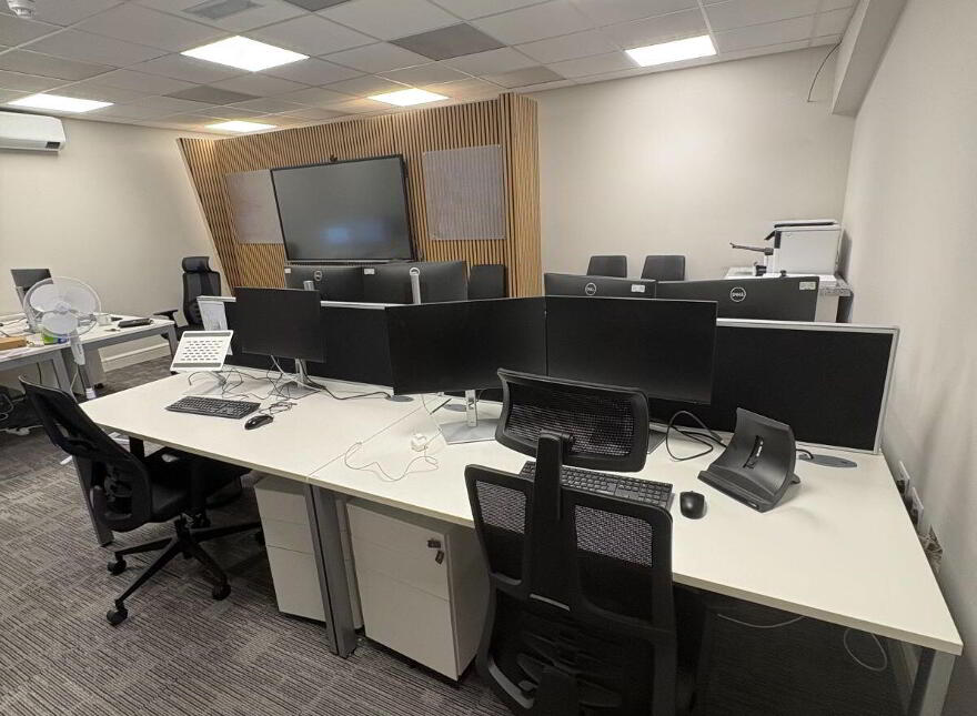 Office, 4 And 5 Lakeview Point, Claregalway Corporate Park, Claregalway, H91K2X5