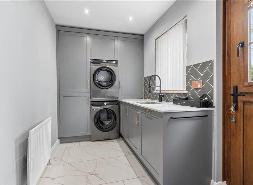 25 Mansefield Heights, Portglenone, BT44 8JR