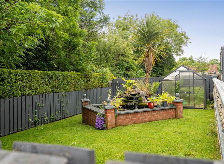 25 Mansefield Heights, Portglenone, BT44 8JR