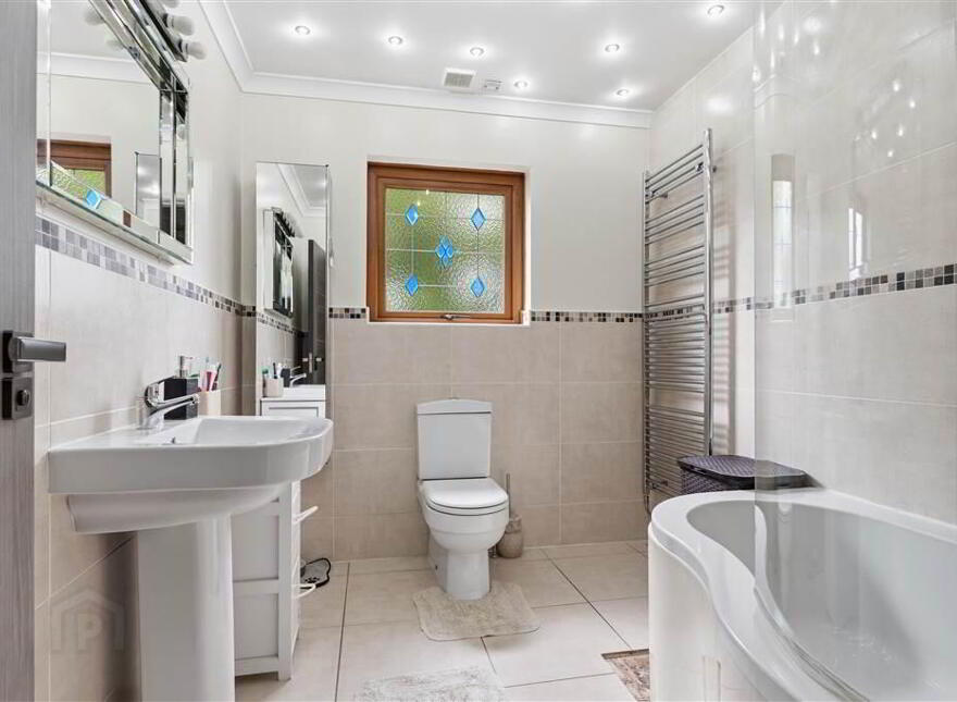25 Mansefield Heights, Portglenone, BT44 8JR