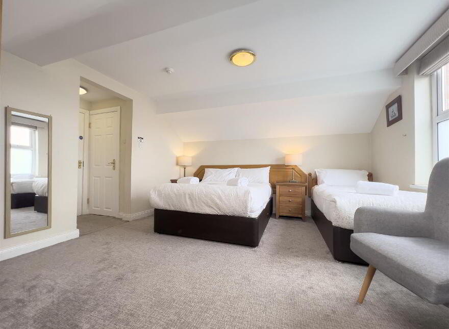 Somerton House, 22 Lansdowne Road, Belfast, BT15 4DB