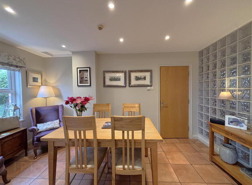 Somerton House, 22 Lansdowne Road, Belfast, BT15 4DB