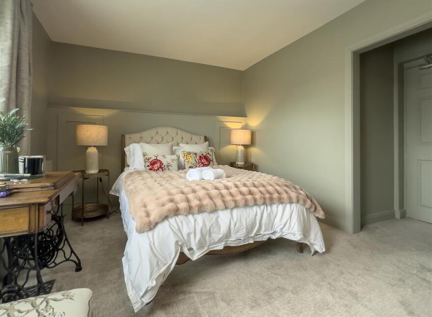 Somerton House, 22 Lansdowne Road, Belfast, BT15 4DB