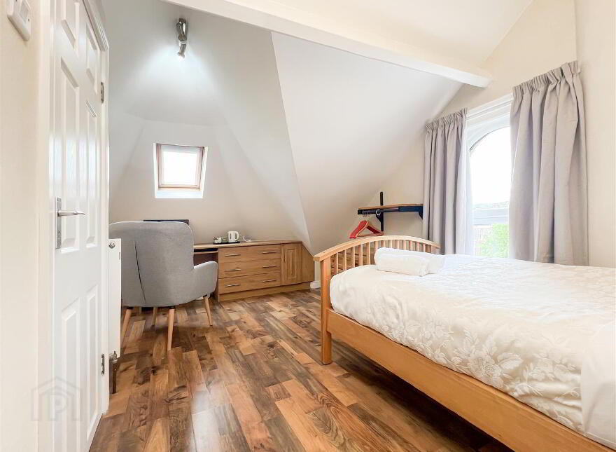 Somerton House, 22 Lansdowne Road, Belfast, BT15 4DB
