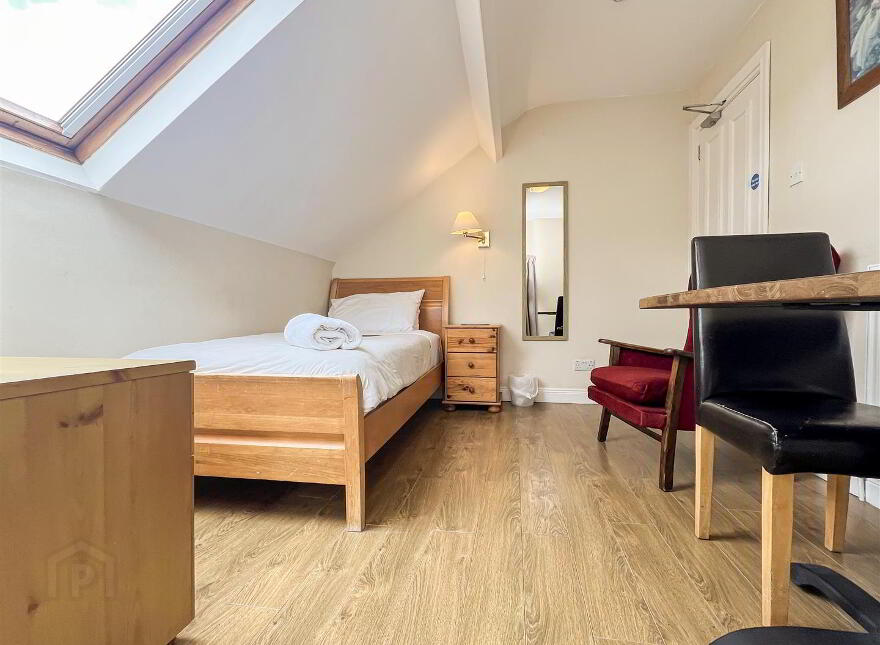Somerton House, 22 Lansdowne Road, Belfast, BT15 4DB
