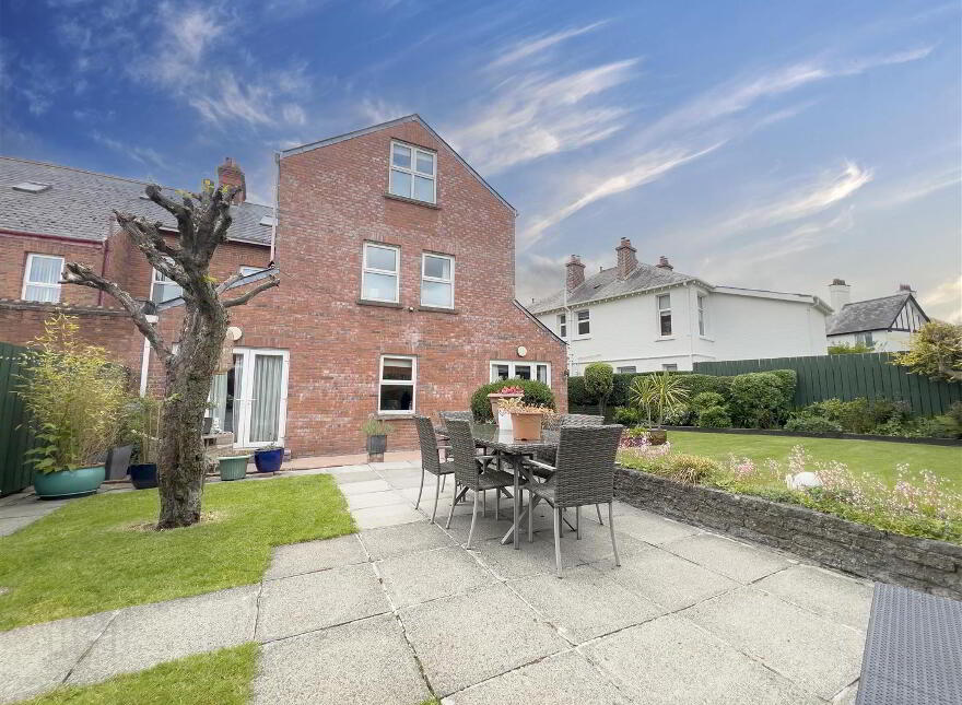 Somerton House, 22 Lansdowne Road, Belfast, BT15 4DB