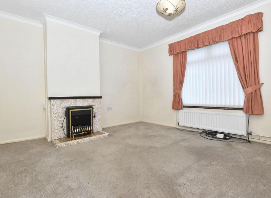 4 Windsor Avenue, Lisburn, BT28 1EE