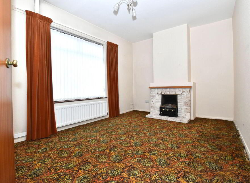 4 Windsor Avenue, Lisburn, BT28 1EE