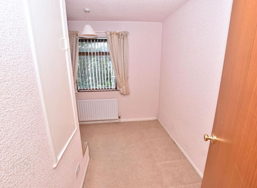 4 Windsor Avenue, Lisburn, BT28 1EE